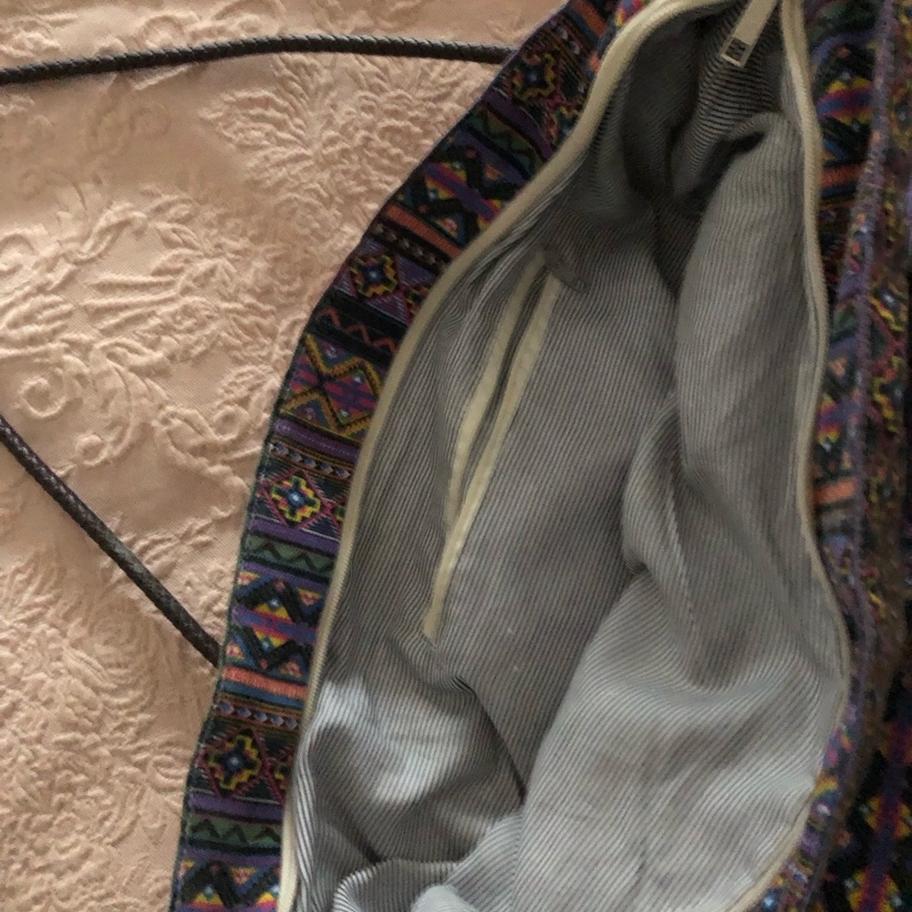 Multicolor Patterned Tote With Zipper - image 4